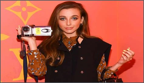 emma chamberlain Youtuber overview